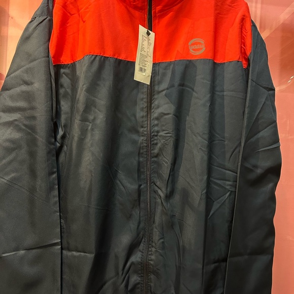 WAAW men’s upper - Picture 3 of 10